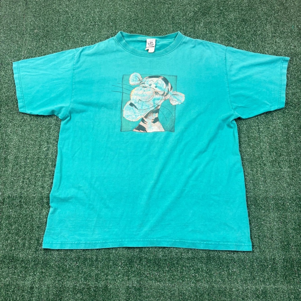 Vintage 90s Disney Store Tigger T-shirt
